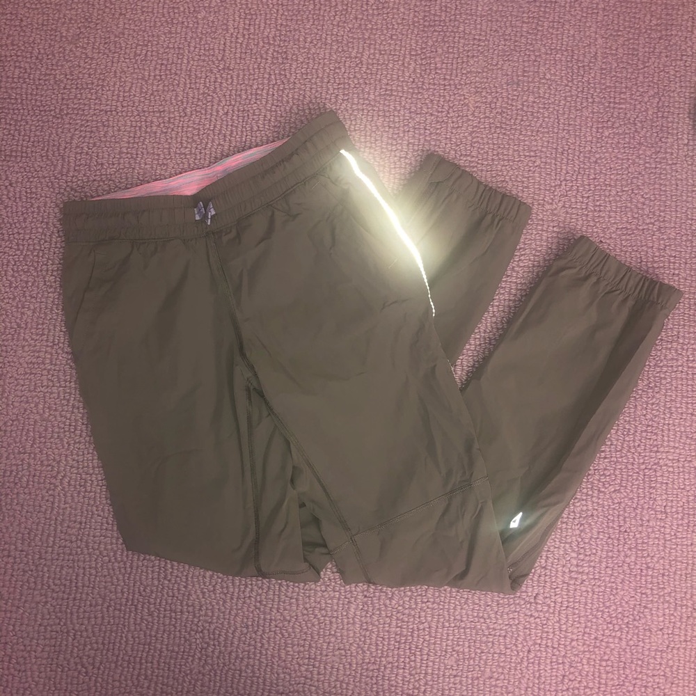 ⭐️ IVIVVA PANTS ⭐️
